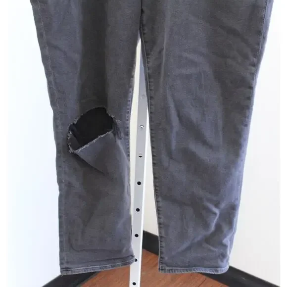 NWT Madewell The Tall Girl Jean in Adolpha Wash Ripped Knee Size 33 T 33 Tall - Picture 7 of 10